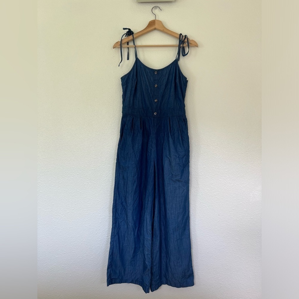 EVIDNT Chambray Jumpsuit - Picture 3 of 10